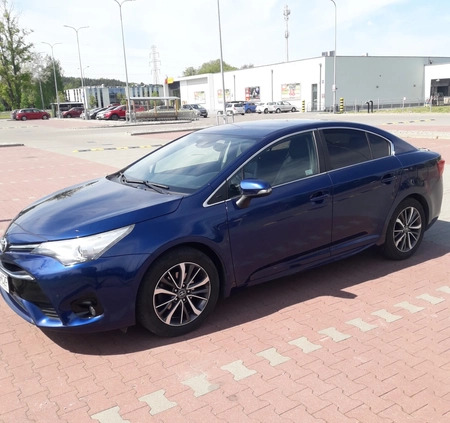 Toyota Avensis cena 63900 przebieg: 141000, rok produkcji 2015 z Trzebinia małe 254